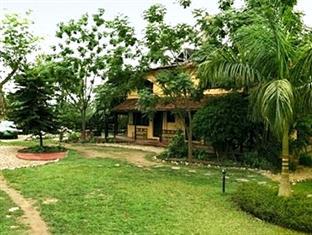 Hotel Sapana Village Lodge Читван Экстерьер фото